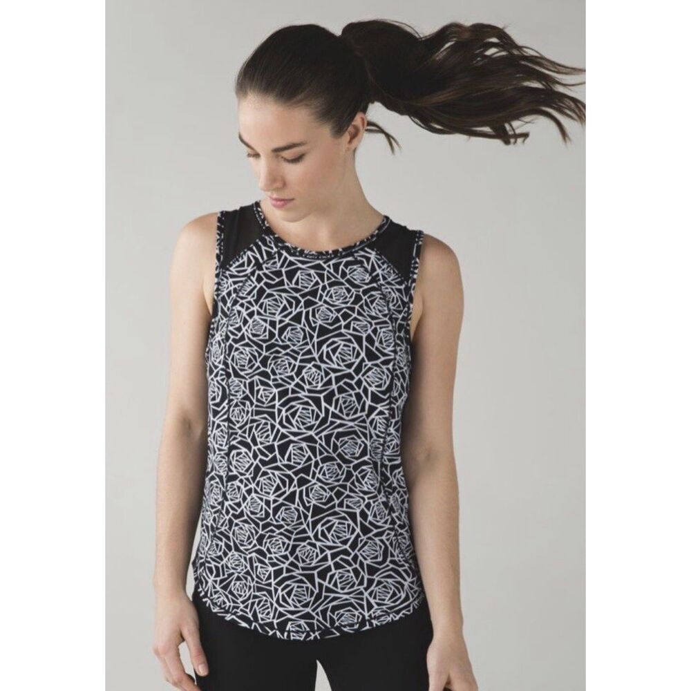 Lululemon Sculpt Posey Tank Top